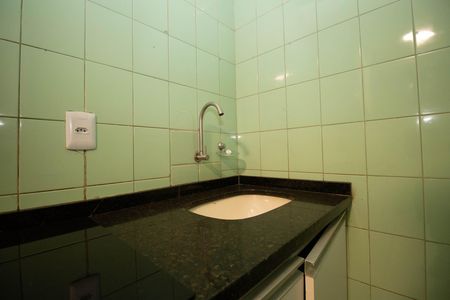Apartamento à venda com 39m², 2 quartos e sem vaga Apartamento à venda com 39m², 2 quartos e sem vagaCozinha e Área de Serviço