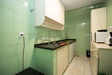 Apartamento à venda com 39m², 2 quartos e sem vaga Apartamento à venda com 39m², 2 quartos e sem vagaCozinha e Área de Serviço