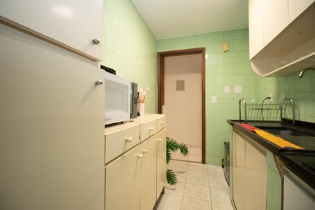Cozinha e Área de Serviço de apartamento à venda com 2 quartos, 39m² em Asa Norte, Brasília