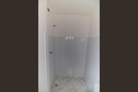 Apartamento para alugar com 80m², 2 quartos e 1 vaga Apartamento para alugar com 80m², 2 quartos e 1 vagaBanheiro da Suíte