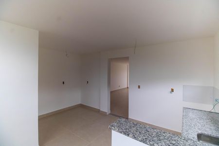 Apartamento para alugar com 80m², 2 quartos e 1 vaga Apartamento para alugar com 80m², 2 quartos e 1 vagaCozinha e Área de Serviço
