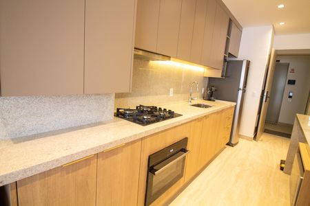 Cozinha de apartamento para alugar com 2 quartos, 81m² em Brooklin, São Paulo