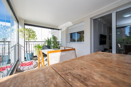 Sacada de apartamento para alugar com 2 quartos, 74m² em Jardim Prudência, São Paulo