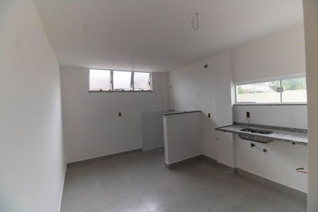 Apartamento para alugar com 80m², 2 quartos e 1 vaga Apartamento para alugar com 80m², 2 quartos e 1 vagaCozinha e Área de Serviço
