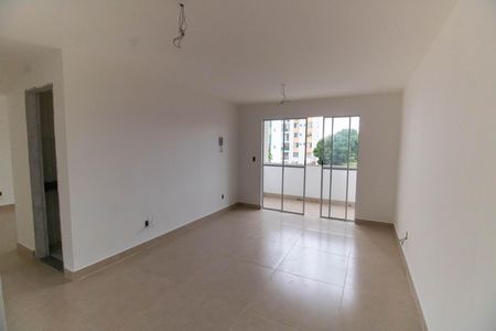 Apartamento para alugar com 80m², 2 quartos e 1 vaga Apartamento para alugar com 80m², 2 quartos e 1 vagaSala