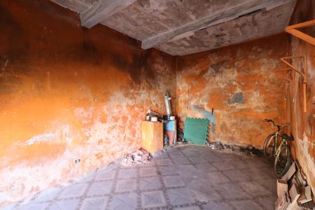 Garagem de casa à venda com 2 quartos, 250m² em Casa Grande, Diadema
