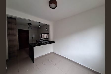 Casa para alugar com 250m², 5 quartos e 4 vagas Casa para alugar com 250m², 5 quartos e 4 vagasCozinha