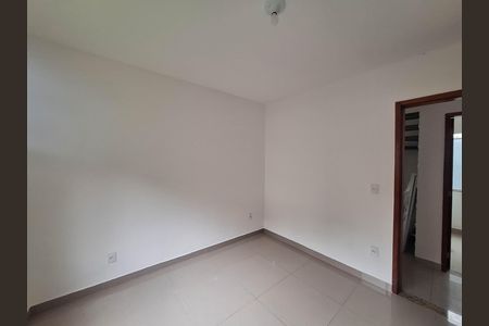 Casa para alugar com 250m², 5 quartos e 4 vagas Casa para alugar com 250m², 5 quartos e 4 vagasQuarto 1