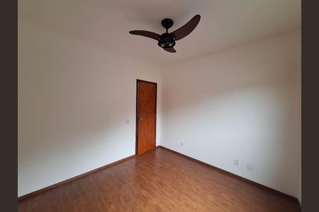 Casa para alugar com 250m², 5 quartos e 4 vagas Casa para alugar com 250m², 5 quartos e 4 vagasQuarto 4