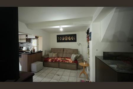 Sala de casa para alugar com 1 quarto, 80m² em Parque Oratório, Santo André