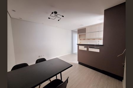 Sala de apartamento para alugar com 2 quartos, 98m² em Jardim Santo Alberto, Santo André