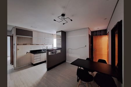Apartamento para alugar com 2 quartos, 98m² em Jardim Santo Alberto, Santo André