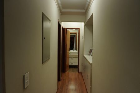 Apartamento para alugar com 68m², 2 quartos e 1 vagaQuartos - Corredor