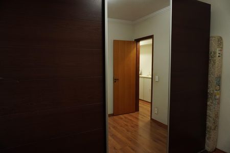 Apartamento para alugar com 68m², 2 quartos e 1 vagaQuarto 2