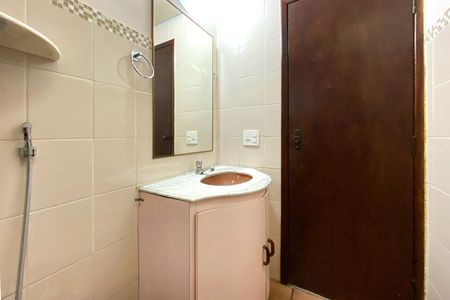 Apartamento à venda com 100m², 3 quartos e 1 vaga Apartamento à venda com 100m², 3 quartos e 1 vagaBanheiro