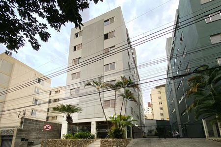 Apartamento à venda com 100m², 3 quartos e 1 vaga Apartamento à venda com 100m², 3 quartos e 1 vagaFachada