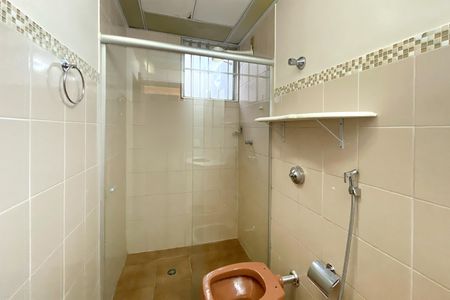 Apartamento à venda com 100m², 3 quartos e 1 vaga Apartamento à venda com 100m², 3 quartos e 1 vagaBanheiro