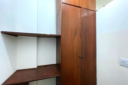 Apartamento à venda com 100m², 3 quartos e 1 vaga Apartamento à venda com 100m², 3 quartos e 1 vagaQuarto de Serviço