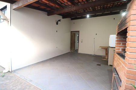Casa para alugar com 115m², 4 quartos e 2 vagasVaranda