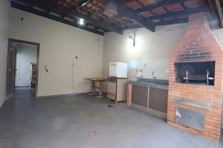 Casa para alugar com 115m², 4 quartos e 2 vagasVaranda
