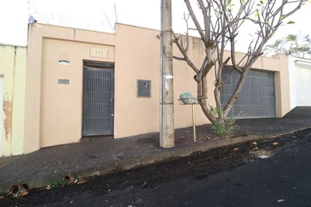Fachada de casa para alugar com 4 quartos, 115m² em Vigilato Pereira, Uberlândia