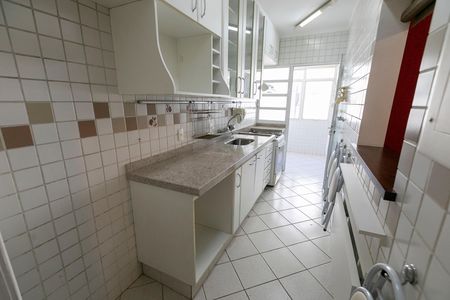 Apartamento para alugar com 74m², 2 quartos e 1 vaga Apartamento para alugar com 74m², 2 quartos e 1 vagaCOZINHA