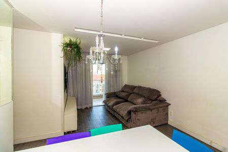 Apartamento à venda com 75m², 3 quartos e 2 vagasSala