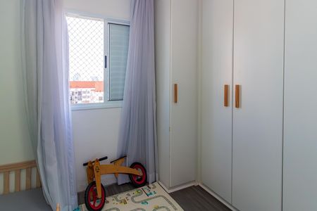 Apartamento à venda com 75m², 3 quartos e 2 vagasQuarto 2