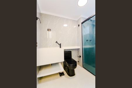 Banheiro de apartamento à venda com 2 quartos, 44m² em Jardim Gracinda, Guarulhos