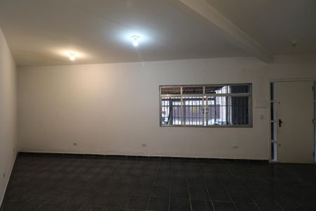 Casa para alugar com 100m², 3 quartos e 1 vaga Casa para alugar com 100m², 3 quartos e 1 vagaSala