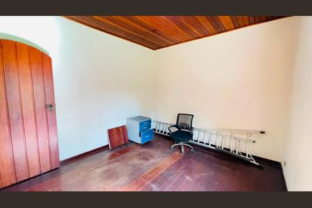Casa de condomínio para alugar com 287m², 4 quartos e 3 vagasQuarto 2