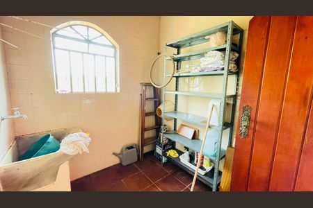 Casa de condomínio para alugar com 287m², 4 quartos e 3 vagasÁrea de Serviço
