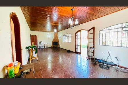 Casa de Condomínio para alugar com 4 quartos, 287m² em Colonial Village (caucaia do Alto), Cotia