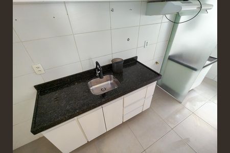 Apartamento à venda com 58m², 2 quartos e 1 vaga Apartamento à venda com 58m², 2 quartos e 1 vagaCozinha e Área de Serviço