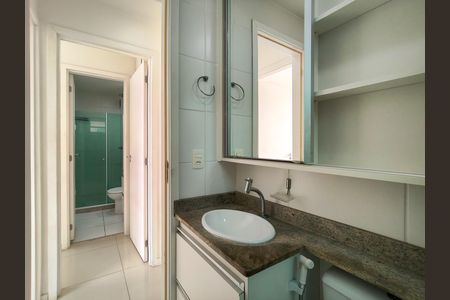Apartamento à venda com 58m², 2 quartos e 1 vaga Apartamento à venda com 58m², 2 quartos e 1 vagaBanheiro Corredor