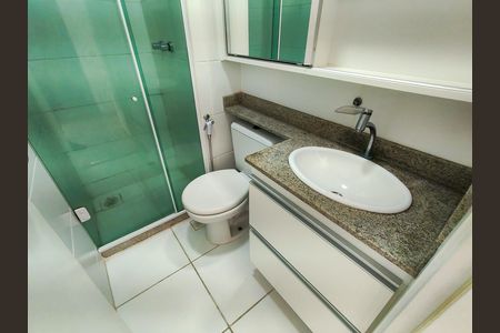 Apartamento à venda com 58m², 2 quartos e 1 vaga Apartamento à venda com 58m², 2 quartos e 1 vagaBanheiro da Suíte