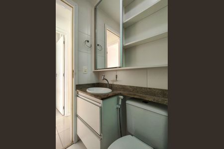 Apartamento à venda com 58m², 2 quartos e 1 vaga Apartamento à venda com 58m², 2 quartos e 1 vagaBanheiro Corredor