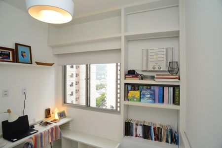 Quarto 1 de apartamento à venda com 3 quartos, 105m² em Barra da Tijuca, Rio de Janeiro