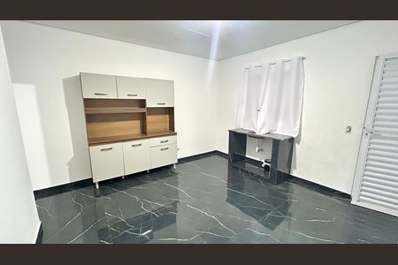 Sala - Cozinha de casa para alugar com 1 quarto, 26m² em Parque Continental Ii, Guarulhos