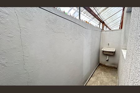 Área de Serviço de casa para alugar com 1 quarto, 26m² em Parque Continental Ii, Guarulhos
