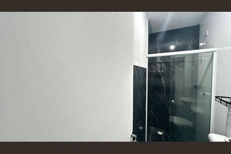 Banheiro de casa para alugar com 1 quarto, 26m² em Parque Continental Ii, Guarulhos