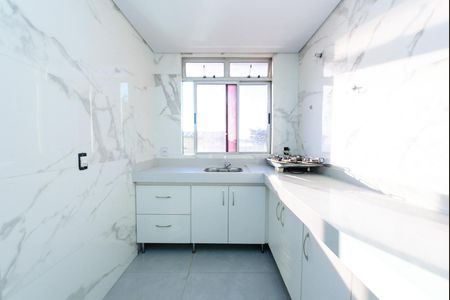 Apartamento para alugar com 98m², 3 quartos e 1 vaga Apartamento para alugar com 98m², 3 quartos e 1 vagaCozinha