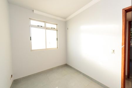 Apartamento para alugar com 98m², 3 quartos e 1 vaga Apartamento para alugar com 98m², 3 quartos e 1 vagaQuarto 3