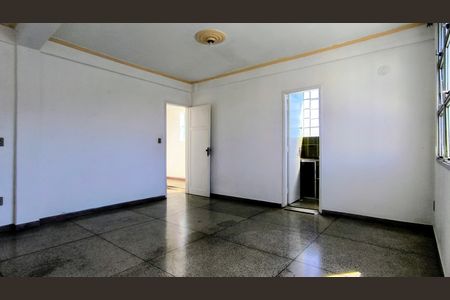 Apartamento para alugar com 2 quartos, 120m² em Floresta, Belo Horizonte