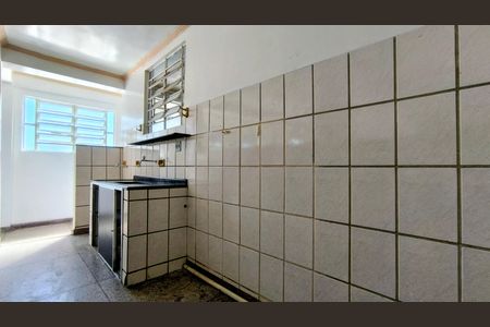 Apartamento para alugar com 2 quartos, 120m² em Floresta, Belo Horizonte