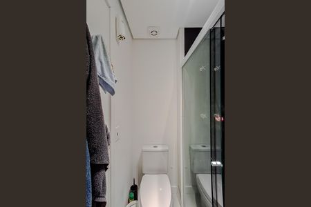 Studio à venda com 39m², 1 quarto e 1 vaga Studio à venda com 39m², 1 quarto e 1 vagaBanheiro
