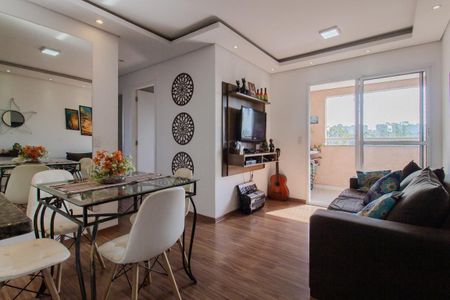 Sala/Sala de jantar de apartamento à venda com 3 quartos, 60m² em Vila Noemia, Mauá
