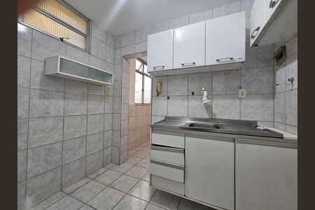 Cozinha de apartamento para alugar com 1 quarto, 70m² em Tororó, Salvador