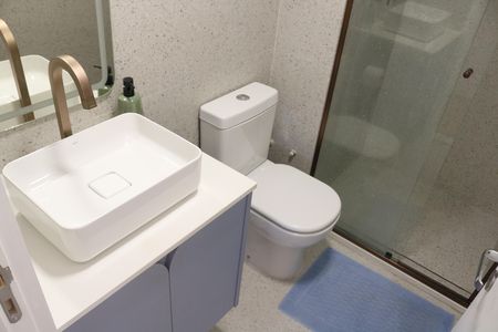 Apartamento à venda com 63m², 2 quartos e 1 vagaBanheiro 2