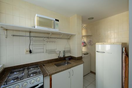 Apartamento à venda com 50m², 1 quarto e 1 vaga Apartamento à venda com 50m², 1 quarto e 1 vagaCOZINHA